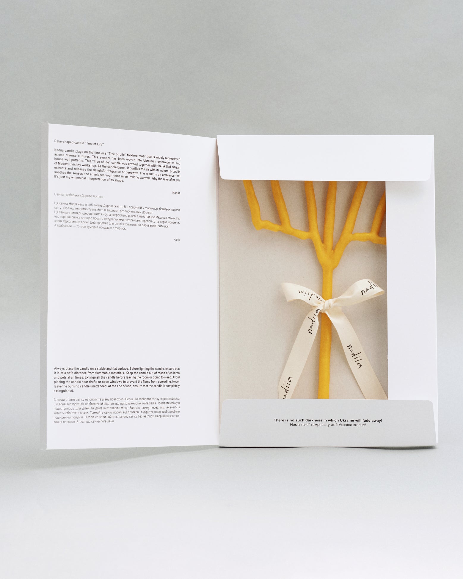 Купіть виріб ручної роботи Candle Rakes від Nadiia World. Ідеальний вибір для додавання вишуканості та шарму до вашого житлового простору або колекції особистих аксесуарів.