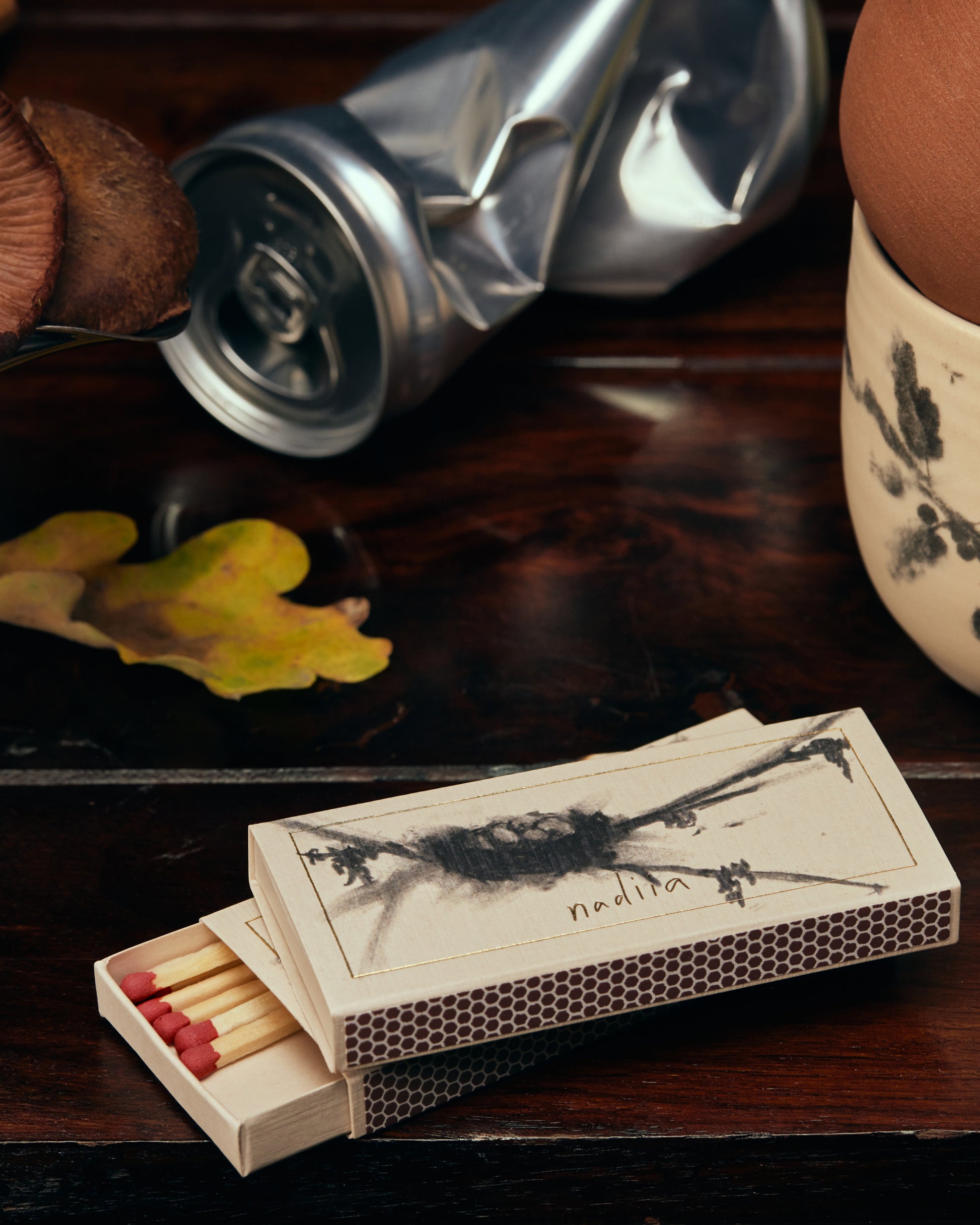 Купіть виріб ручної роботи Matches 1 від Nadiia World. Ідеальний вибір для додавання вишуканості та шарму до вашого житлового простору або колекції особистих аксесуарів.