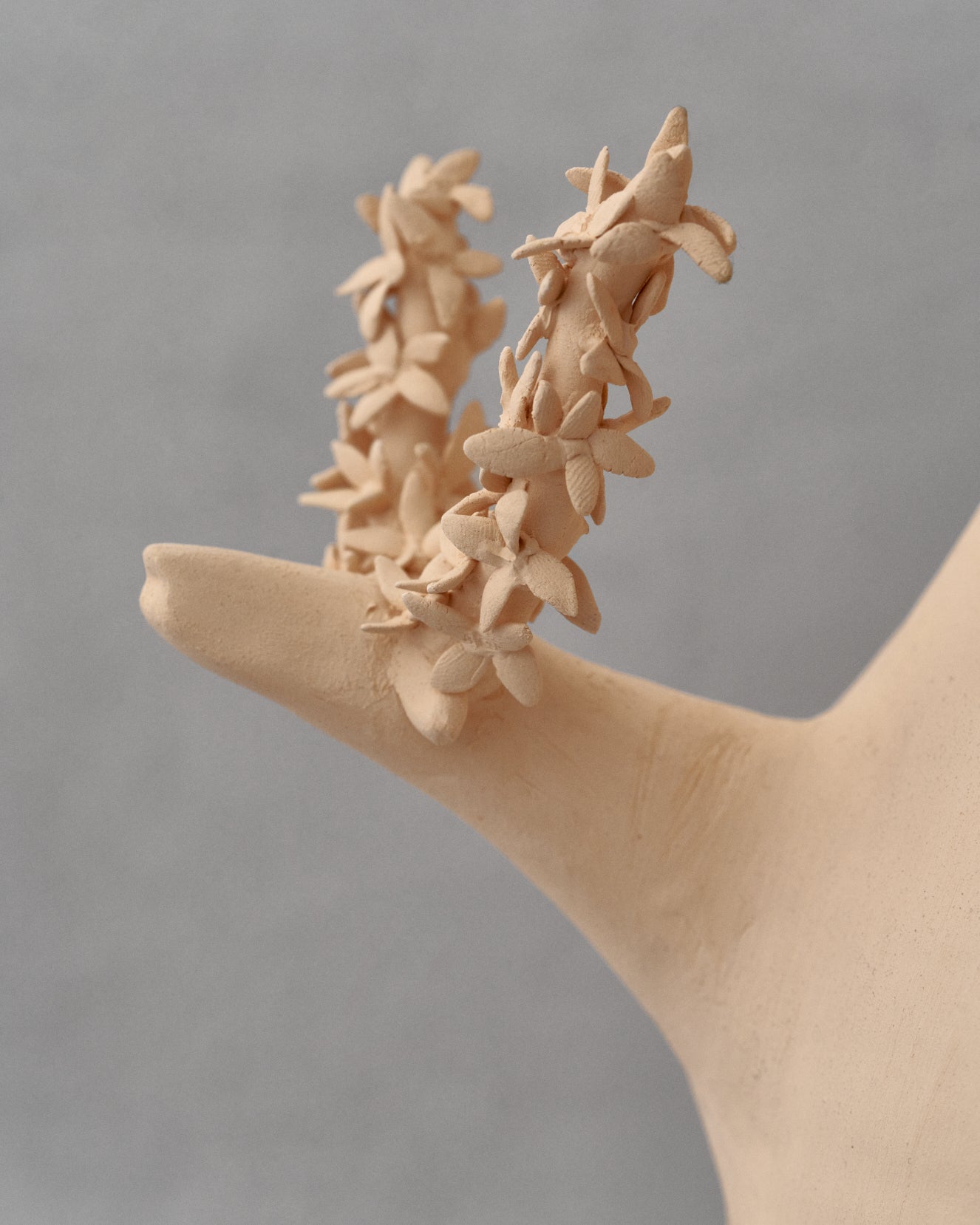 Купіть виріб ручної роботи Art object "Sarna" від Nadiia World. Ідеальний вибір для додавання вишуканості та шарму до вашого житлового простору або колекції особистих аксесуарів.