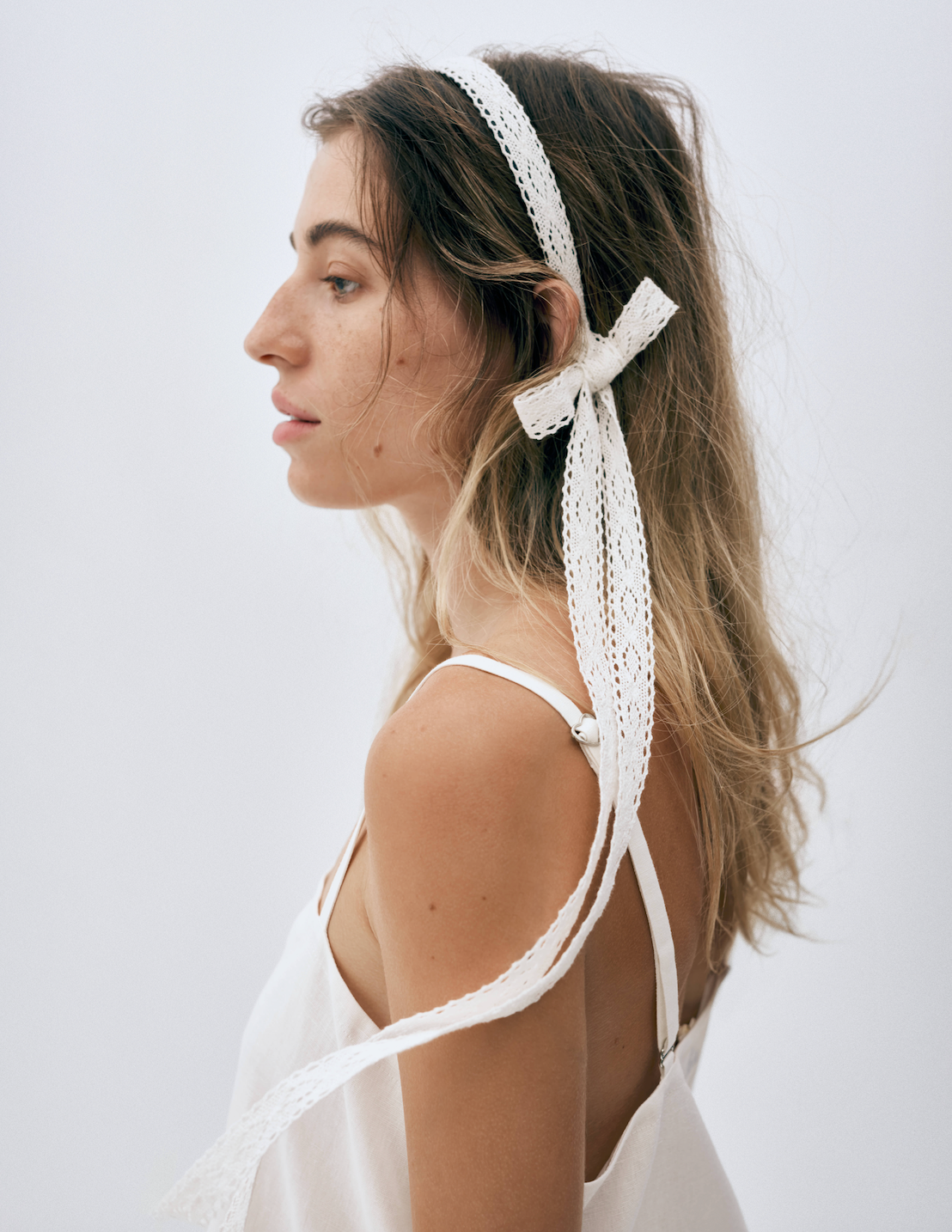 Купіть виріб ручної роботи Head Wreath “Sexy Pastoral” від Nadiia World. Ідеальний вибір для додавання вишуканості та шарму до вашого житлового простору або колекції особистих аксесуарів.