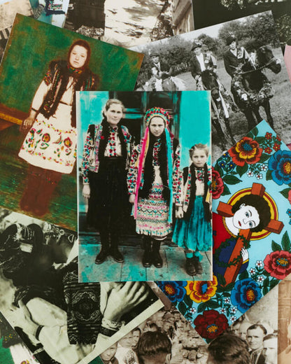 Купіть виріб ручної роботи Postcards від Nadiia World. Ідеальний вибір для додавання вишуканості та шарму до вашого житлового простору або колекції особистих аксесуарів.