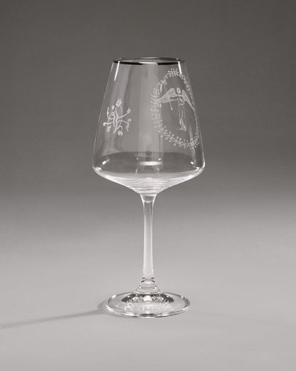 Купіть виріб ручної роботи “Guardian Angel” Glass від Nadiia World. Ідеальний вибір для додавання вишуканості та шарму до вашого житлового простору або колекції особистих аксесуарів.