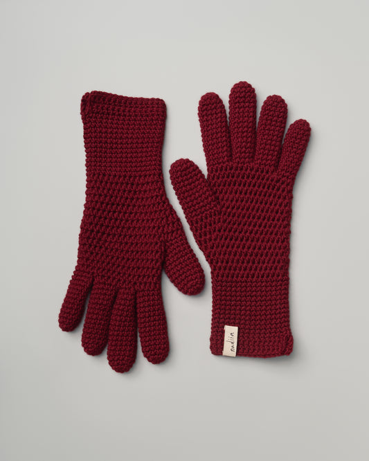 Winter Gloves in Burgundy