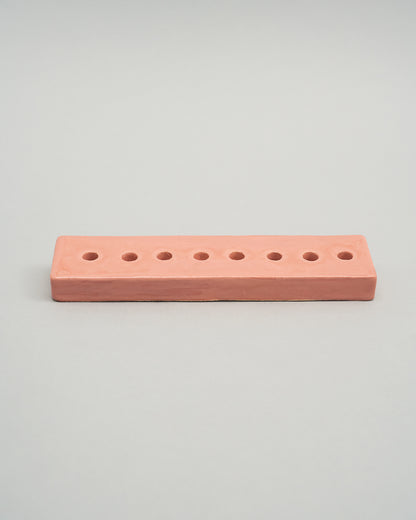Купіть виріб ручної роботи An Eight-Arm Candle Holder in Bellini від Nadiia World. Ідеальний вибір для додавання вишуканості та шарму до вашого житлового простору або колекції особистих аксесуарів.