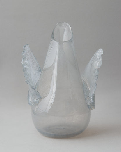 Купіть виріб ручної роботи Wings Decanter від Nadiia World. Ідеальний вибір для додавання вишуканості та шарму до вашого житлового простору або колекції особистих аксесуарів.