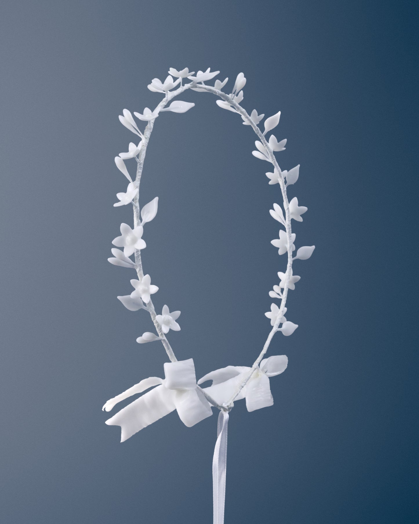 Wax Wreath “Twin Bows”