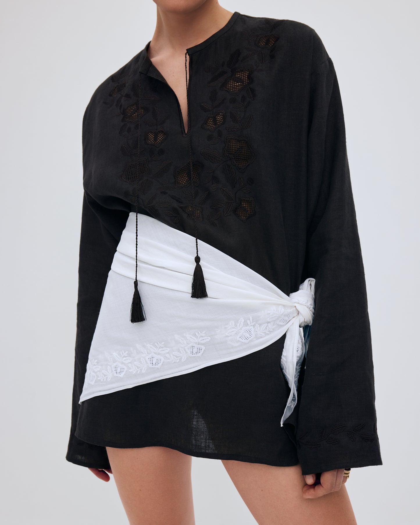 Купіть виріб ручної роботи Embroidered shirt Babylon XX in Black від Nadiia World. Ідеальний вибір для додавання вишуканості та шарму до вашого житлового простору або колекції особистих аксесуарів.