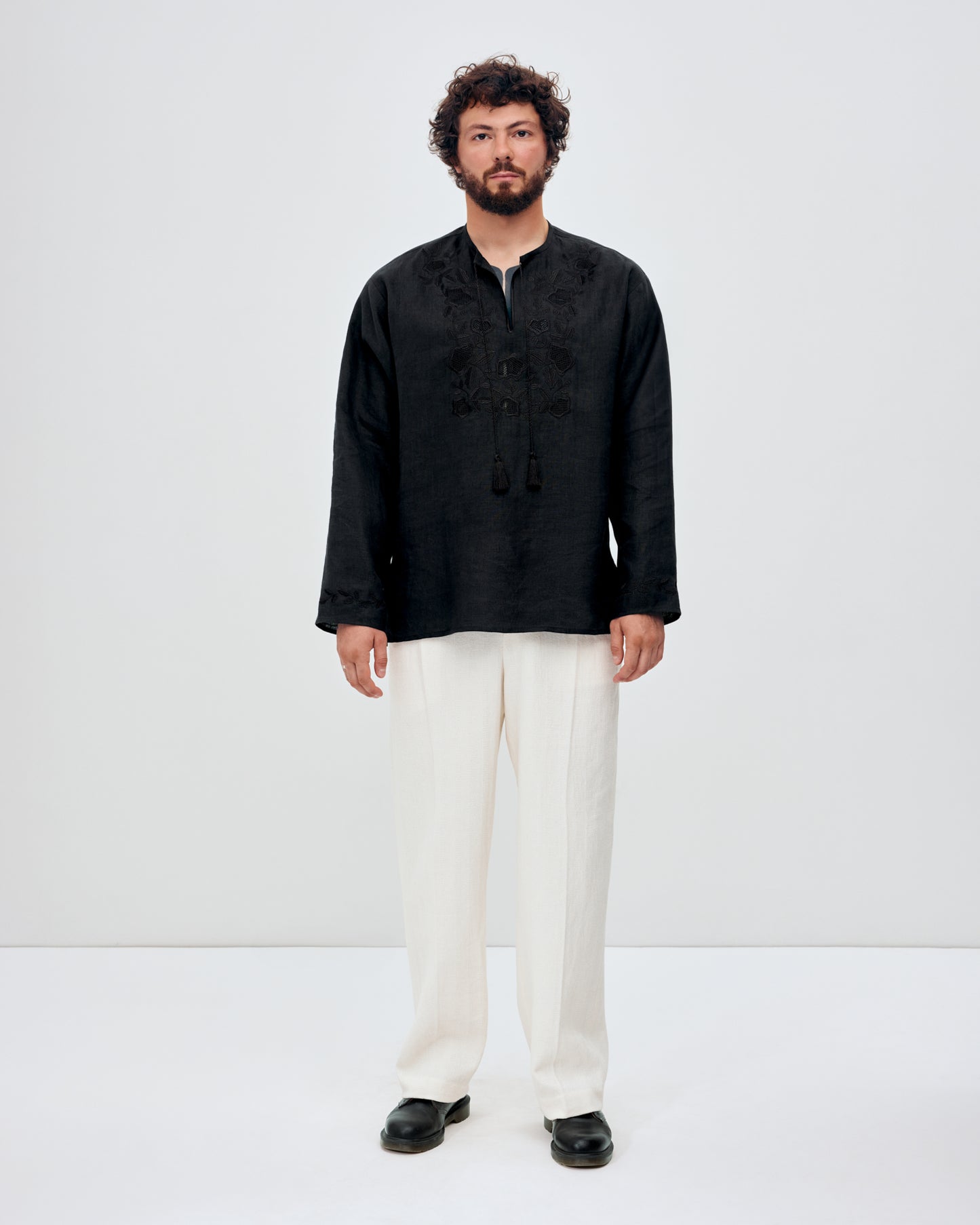 Embroidered shirt Babylon XX in Black