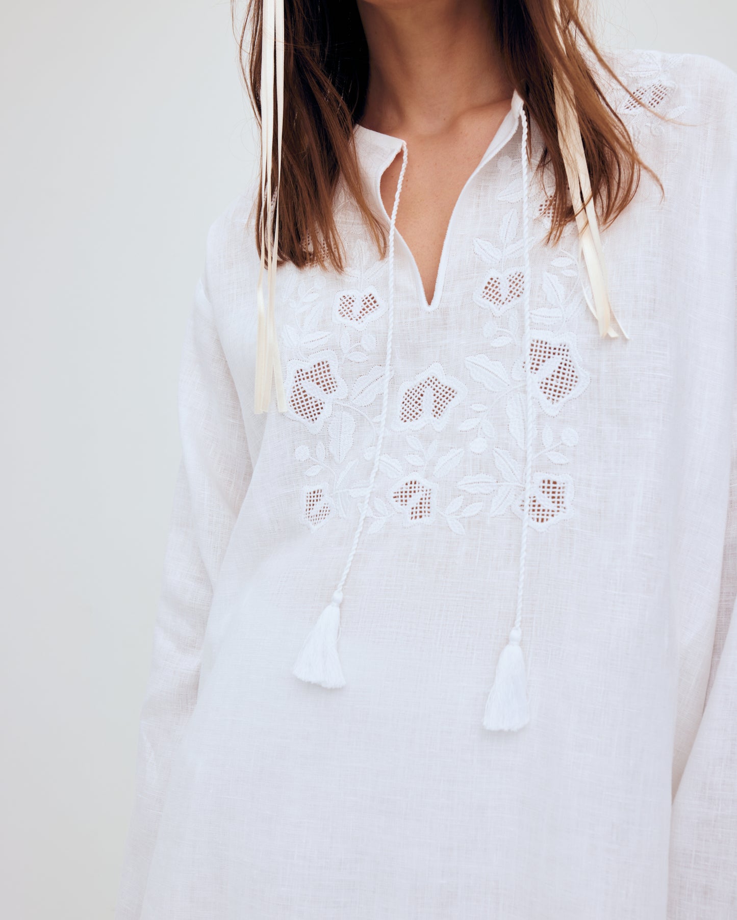 Embroidered shirt Babylon XX in White