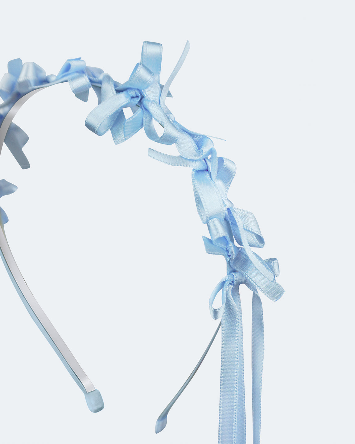 Light summer wreath "Lebidka" in Blue