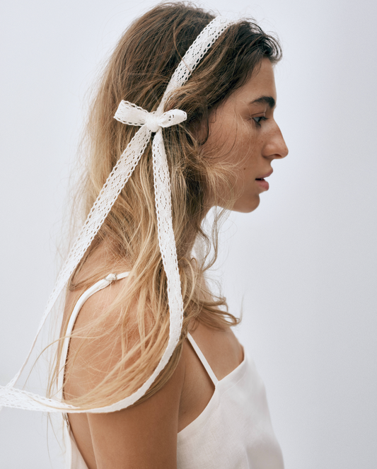 Купіть виріб ручної роботи Head Wreath “Sexy Pastoral” від Nadiia World. Ідеальний вибір для додавання вишуканості та шарму до вашого житлового простору або колекції особистих аксесуарів.