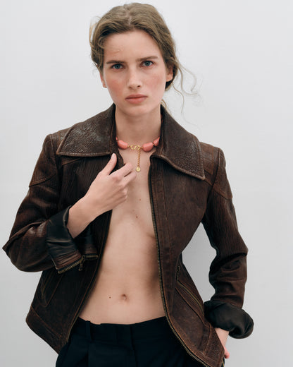 Купіть виріб ручної роботи Pink "Beans" Necklace від Nadiia World. Ідеальний вибір для додавання вишуканості та шарму до вашого житлового простору або колекції особистих аксесуарів.