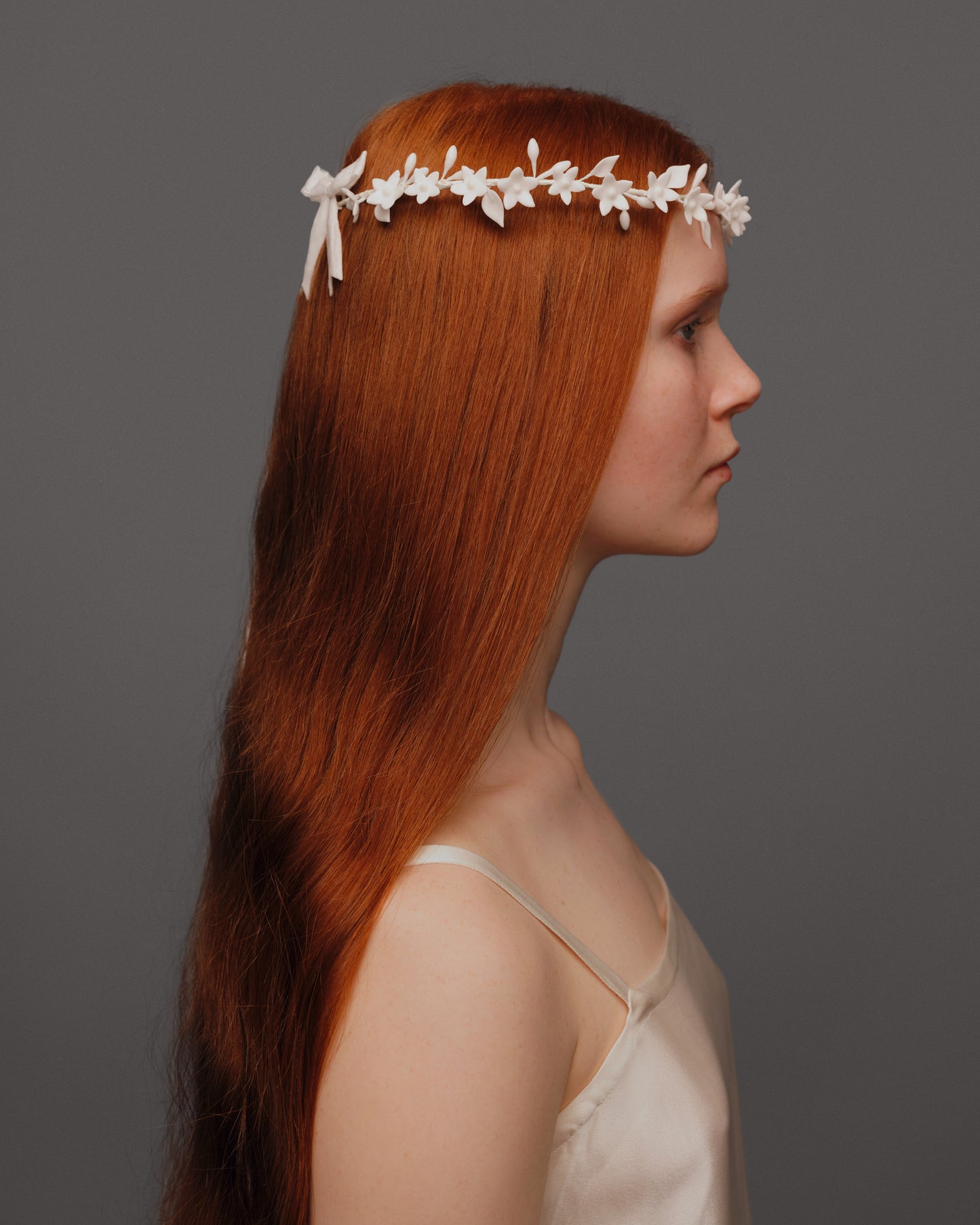 Wax Wreath “Twin Bows”