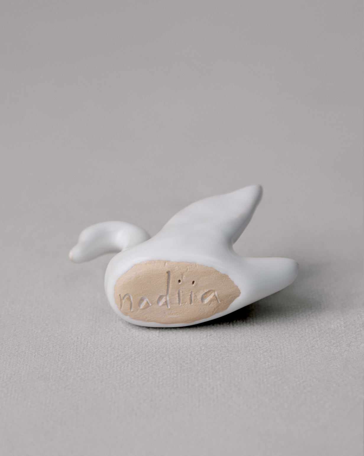 Ceramic incense holder "White Swan"