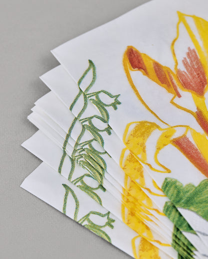 Купіть виріб ручної роботи Napkin Set "Festive Mood" від Nadiia World. Ідеальний вибір для додавання вишуканості та шарму до вашого житлового простору або колекції особистих аксесуарів.