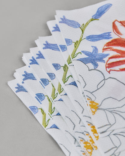 Купіть виріб ручної роботи Napkin Set "Festive Mood" від Nadiia World. Ідеальний вибір для додавання вишуканості та шарму до вашого житлового простору або колекції особистих аксесуарів.