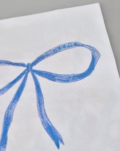 Купіть виріб ручної роботи Napkin Set "Festive Mood Bow" від Nadiia World. Ідеальний вибір для додавання вишуканості та шарму до вашого житлового простору або колекції особистих аксесуарів.