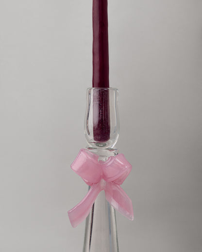 Купіть виріб ручної роботи Chandelier Candlestick "Bow" від Nadiia World. Ідеальний вибір для додавання вишуканості та шарму до вашого житлового простору або колекції особистих аксесуарів.