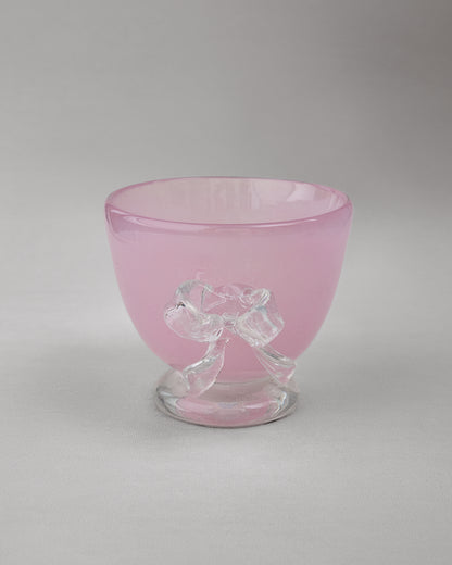 Купіть виріб ручної роботи Candy Jar with Two Bows "Nadiia" від Nadiia World. Ідеальний вибір для додавання вишуканості та шарму до вашого житлового простору або колекції особистих аксесуарів.