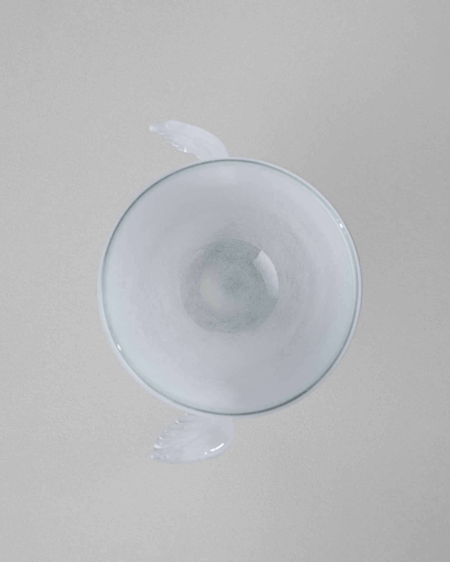 Купіть виріб ручної роботи Candy Jar "Wings" від Nadiia World. Ідеальний вибір для додавання вишуканості та шарму до вашого житлового простору або колекції особистих аксесуарів.