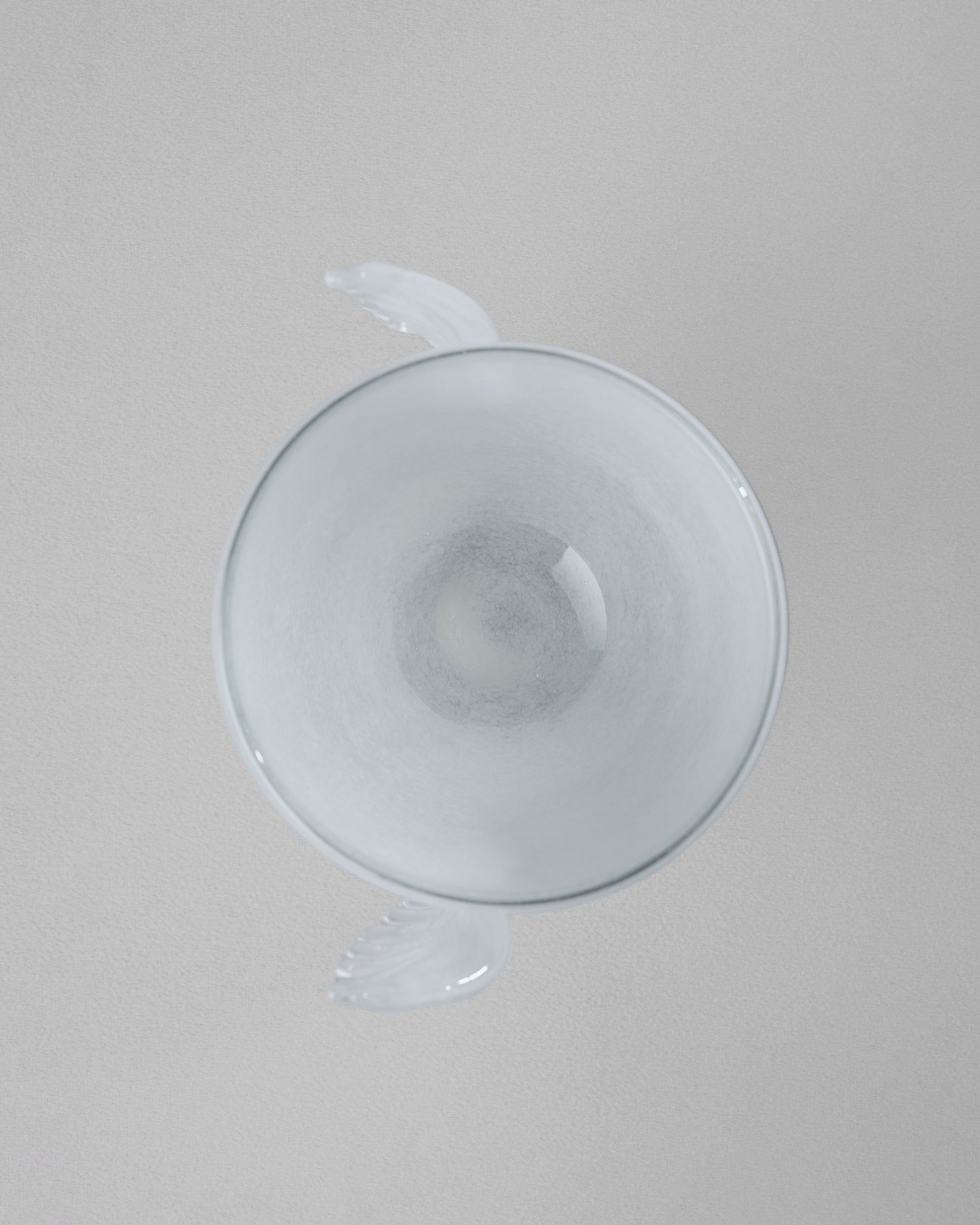 Купіть виріб ручної роботи Candy Jar "Wings" від Nadiia World. Ідеальний вибір для додавання вишуканості та шарму до вашого житлового простору або колекції особистих аксесуарів.